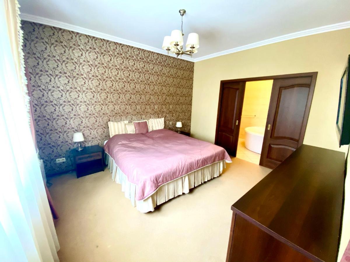 Przy Debach Hotel Stargard Szczecinski ภายนอก รูปภาพ